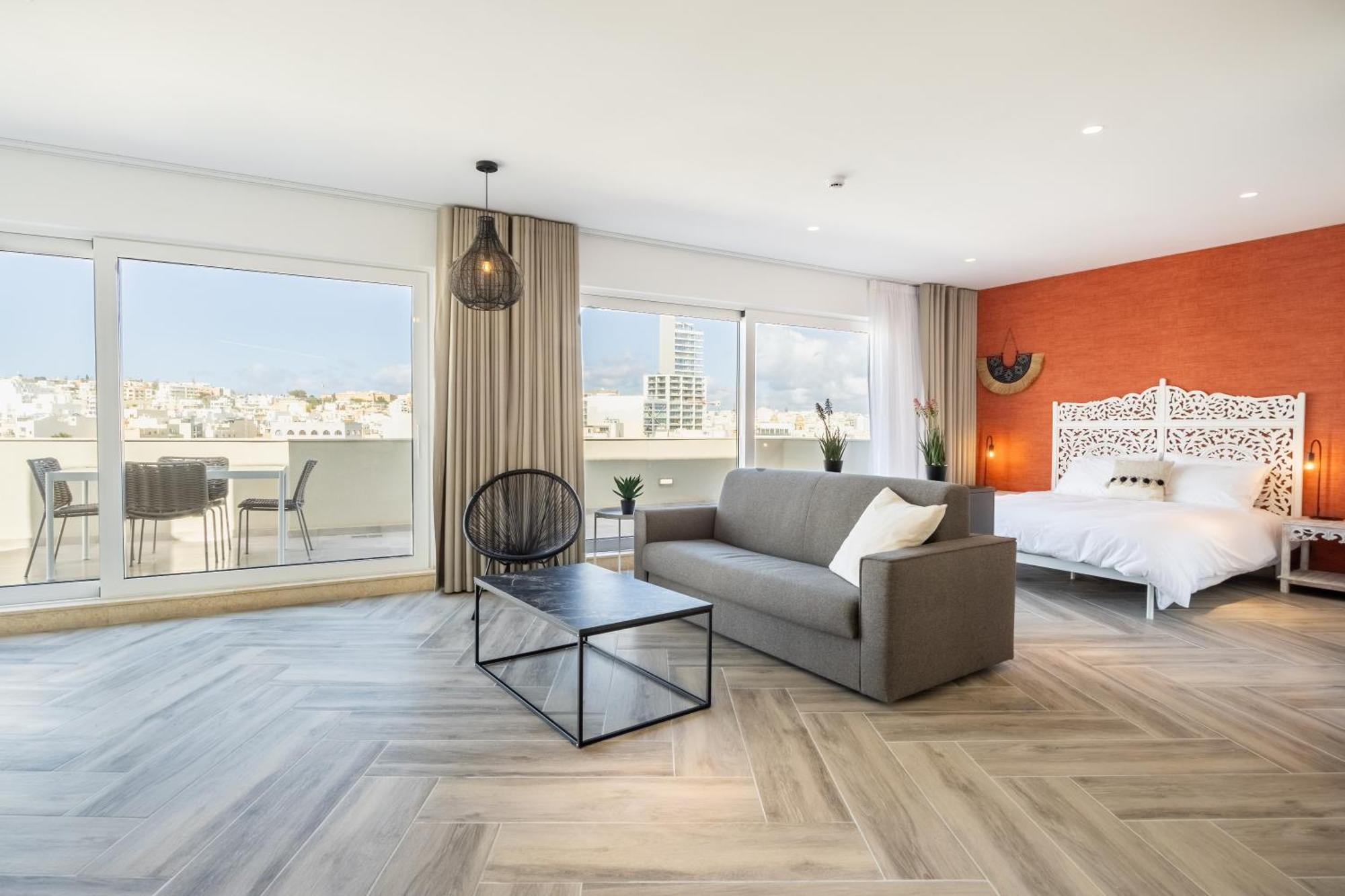 The Cube - Designer Finished Studio Penthouse By Sf Homes 그지라 외부 사진